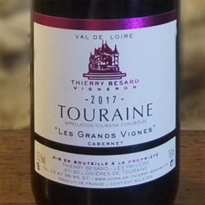 Etiquette de cabernet rouge de Touraine du Domaine Thierry Besard