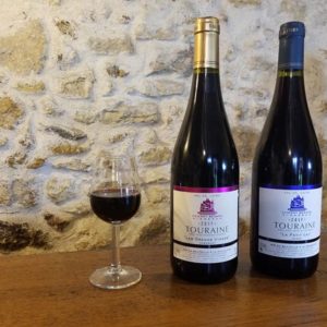 Vin rouge du Val de Loire appélation Azay-le-Rideau